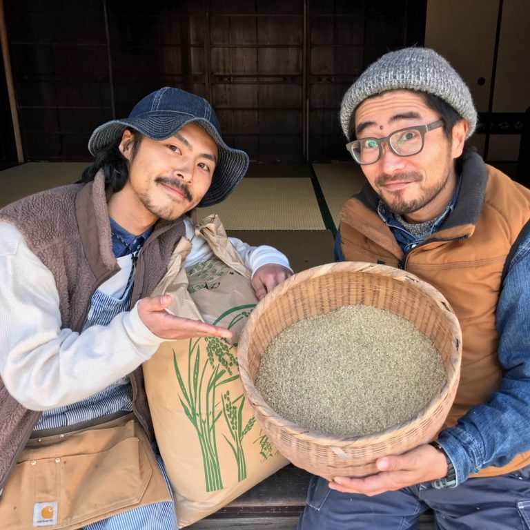 mumokuteki cafeでは、京都美山のmumokuteki farmで、栽培期間中無農薬無化学肥料で育てたお米を使っています！